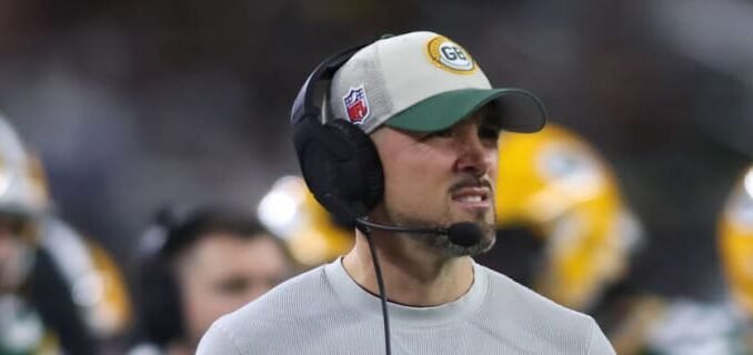 packerss-lafleur-gave-insane-comment-on-k-carlson