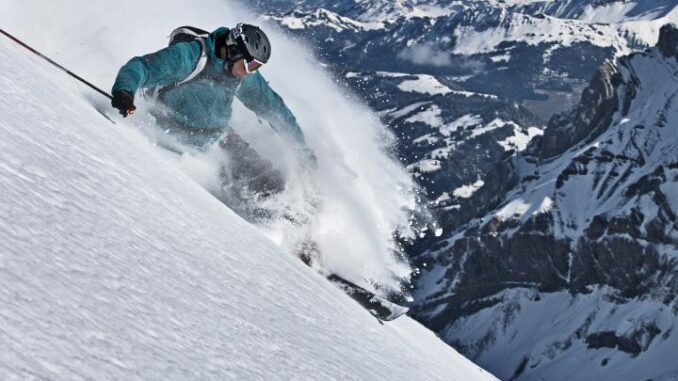 170125-skiing-death-avalanche-feature